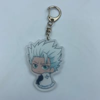 ميدالية توشيرو أكريليك