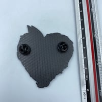 بروش مونو قائدة الذئاب