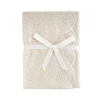 مفرش سفرة دانتيل Melinda لون سكري