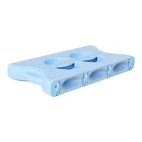 صانعة سمبوسة يدوية