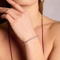 سواره تنس النسائية