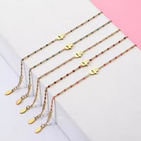 سوارة الكف بقطع الخرز الصغيرة