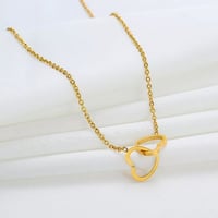 سلسال القلبين المتشابكة