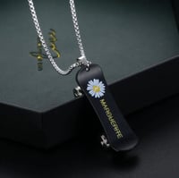 قلادة الزلاجة الرجالية