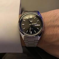 ساعة سيكو 5 اوتوماتيك - رمادي