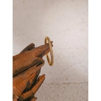 خاتم ذهبي بمكعب الزركون