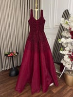 فستان فخم تطريز يدوي بكامل