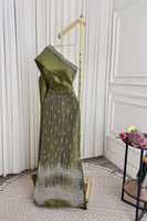 فستان سهره بكتف مكشوف وأكمام منفصلة لونين