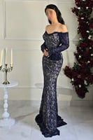 فستان سهره أوف شولدر مزين بالخرز لون كحلي