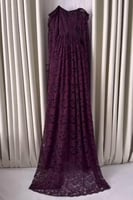 فستان سهره بأكمام طويلة واسعة لون عنابي