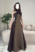 فستان ناعم لف من عند الرقبه