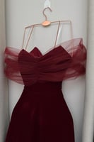 فستان سهرة أوف شولدر لون عودي