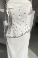 فستان سهرة توب مزين بالخرز لونين