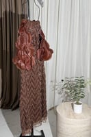 فستان سهره توب بأكمام لون بني