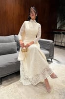 فستان ناعم اوف شولدر لون ابيض