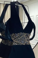 فستان سهرة اوف شولدر لون كحلي