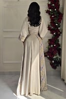 جلابية ناعم اوف شولدر لون بيج