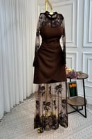 فستان سهره خناقِ بأكمام طويلة لون بني