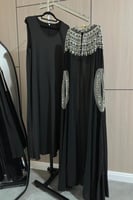 جلابية آنيقة من قطعتين بعدة الوان