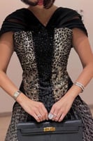 فستان سهرة أوف شولد لون اسود