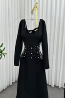 فستان سهره بأكمام طويلة مزين بالكرستال لون أسود