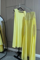 جلابية آنيقة من قطعتين بعدة الوان