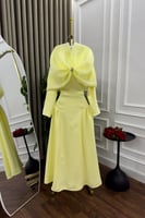 فستان ناعم بأكمام طويلة لون أصفر