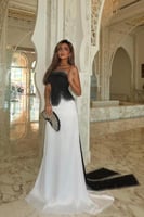 فستان سهره توب مزين بالفصوص والكرستال لون أسود واب...