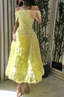 فستان سهرة أوف شولدر لون أصفر