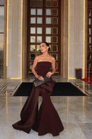 فستان سهره توب بإضافة ذيل لون بني داكن