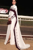 فستان ناعم اوف شولدر لون ابيض