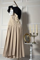 فستان ناعم بأكمام قصيرة بلونين