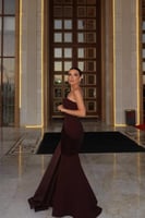 فستان سهره توب بإضافة ذيل لون بني داكن