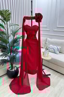 فستان سهره أنيق توب بشال خارجي لون أحمر