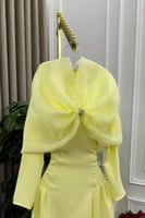 فستان ناعم بأكمام طويلة لون أصفر