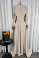 فستان سهرة اوف شولدر لون بيج