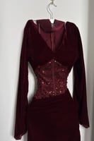 فستان سهرة أنيق شتوي لون عودي