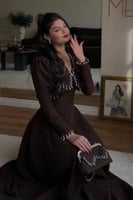 فستان ناعم بأكمام طويلة مزينة بالخرز لونين