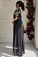 جلابية انيقة لون اسود