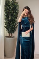 فستان سهرة مخمل بأكمام طويله لون تركواز