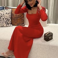 فستان سهرة ناعم مزين بالخرز اللون أحمر