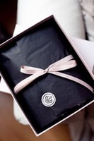 ورق تغليف الهدايا والملابس خفيف ( 10 اوراق)