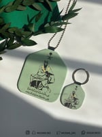 تعليقة وميداليه : في طلتك هيبه وعز وشموخ .