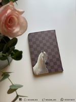 كفر جواز Lv رمادي وخيل .