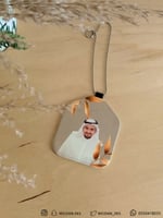 تعليقة : صورة شخصية زيتي فاتح .