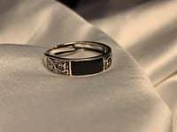 خاتم موسيس الاسود