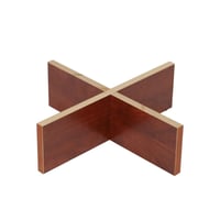 حامل جاكارو