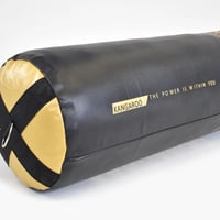 كيس ملاكمة 150 سم 50 كجم لون أسود في ذهبي المميز م...