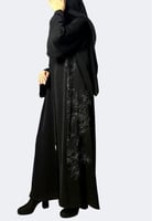 عباية بطرحة مايلي