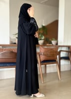 F - H عباية بطرحة ريم